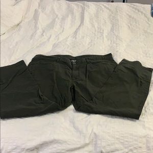 The North Face green hiking pants w/ gusted knees